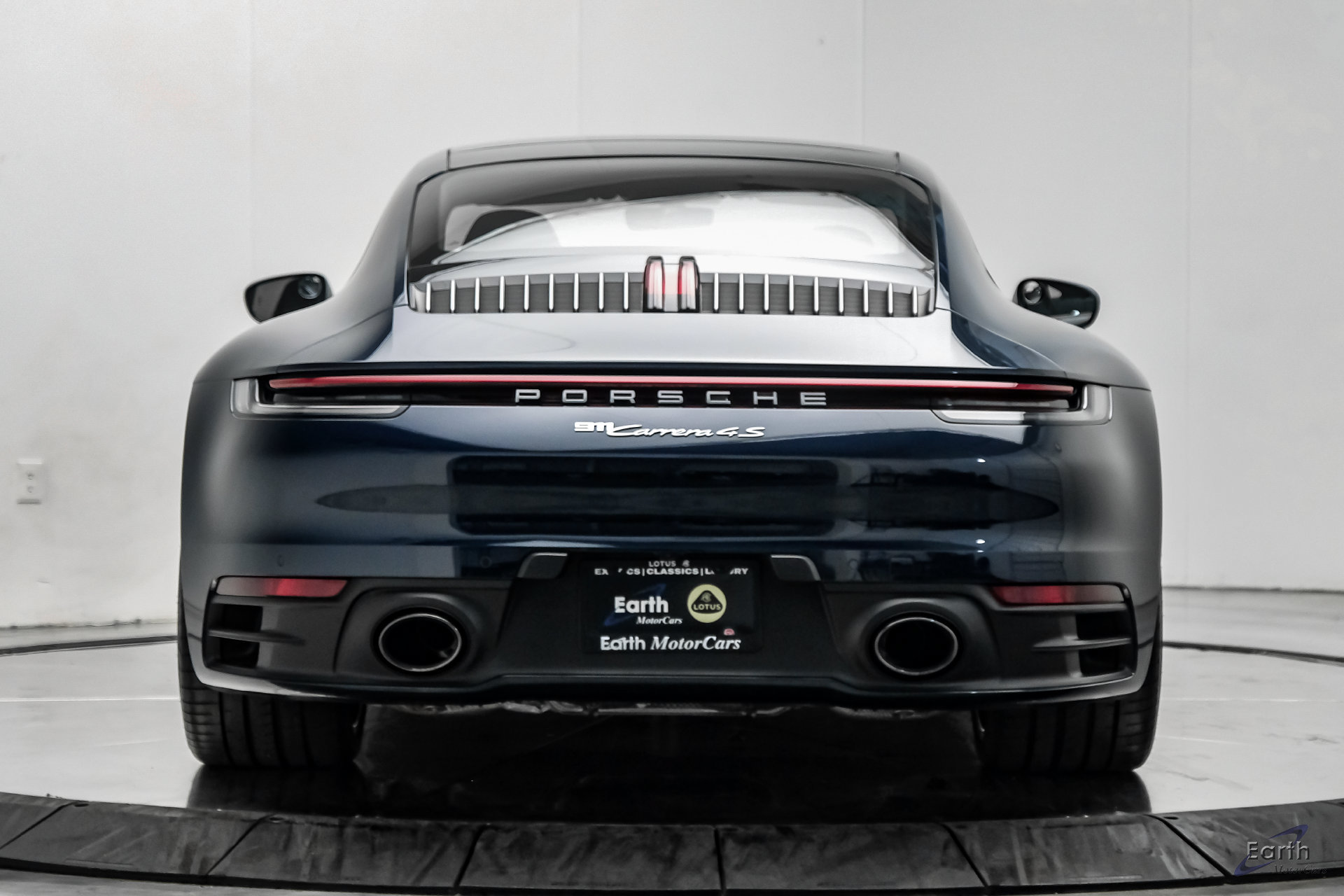 Used 2020 Porsche 911 Carrera 4S AWD/4WD image 11