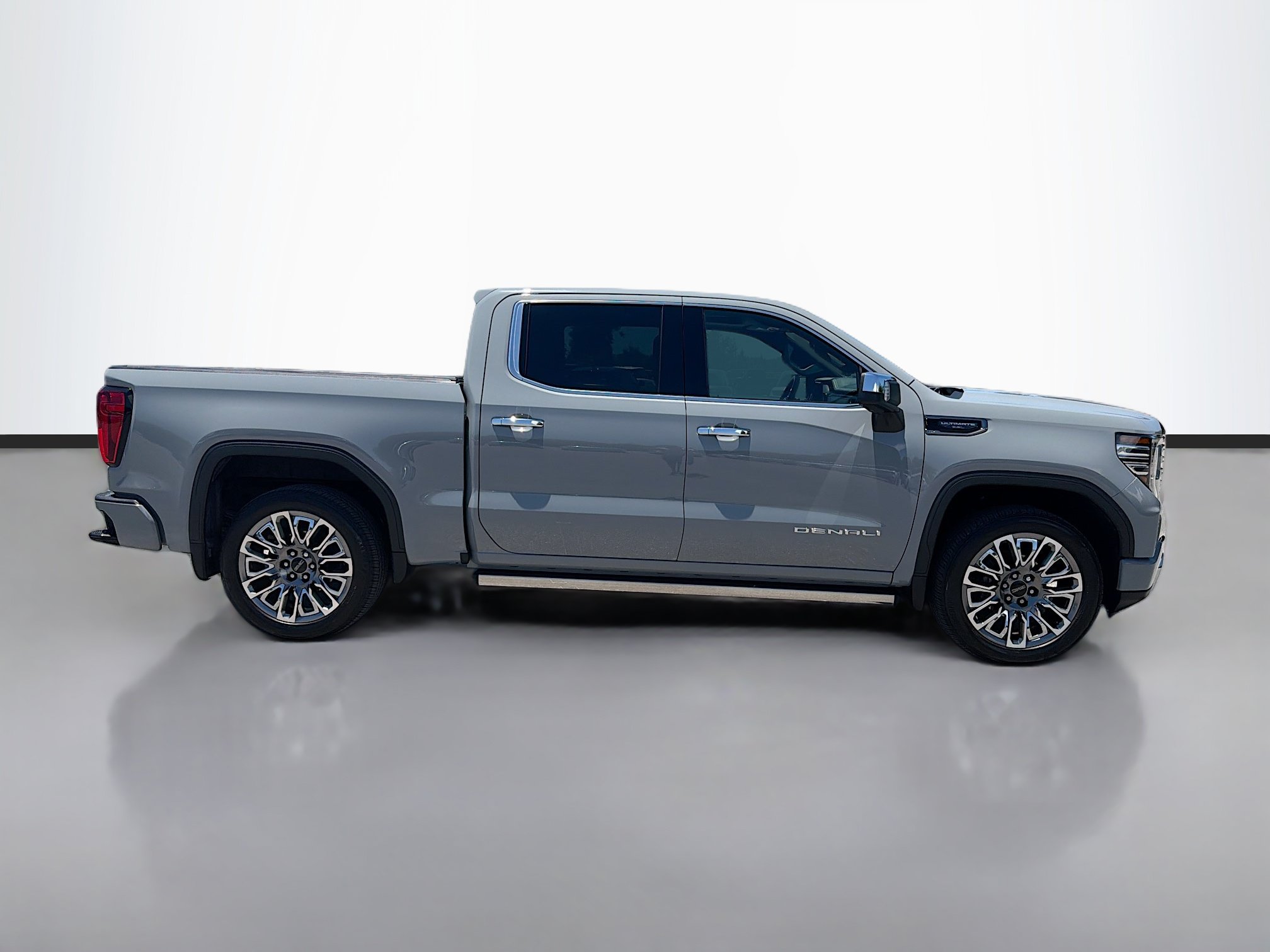 Used 2025 GMC Sierra 1500 Denali Ultimate AWD/4WD image 6