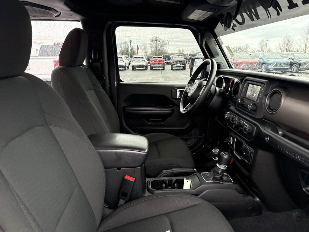 Used 2020 Jeep Wrangler Sport image 13
