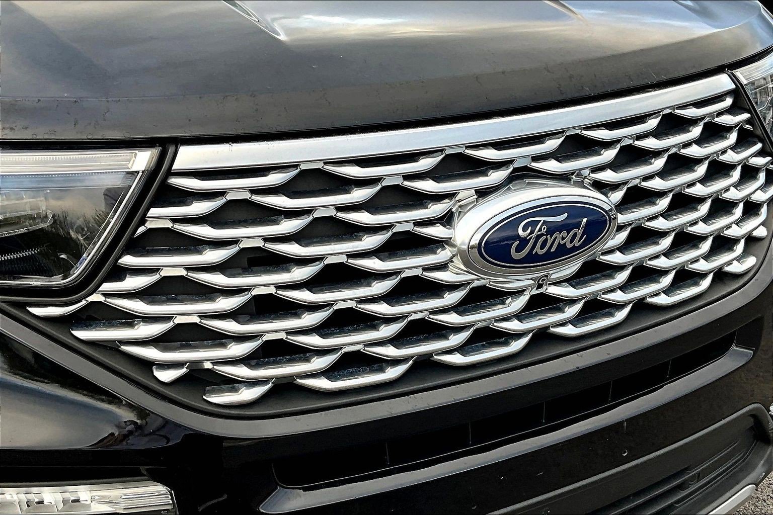 Used 2021 Ford Explorer Platinum w/ Equipment Group 601A image 33
