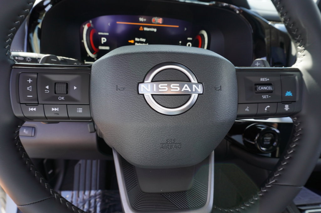 New 2026 Nissan Pathfinder Platinum FWD image 19