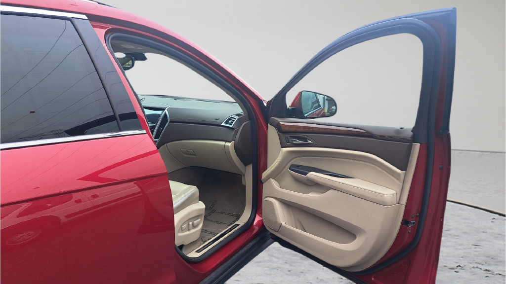 Used 2014 Cadillac SRX Luxury AWD/4WD image 27