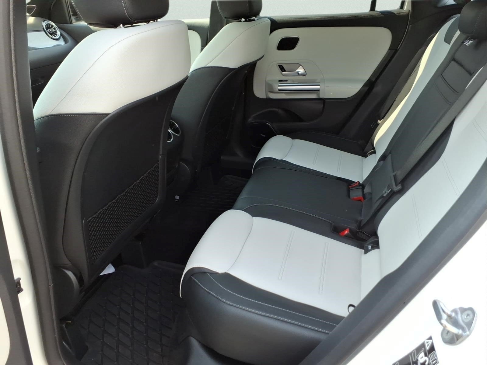 Certified 2023 Mercedes-Benz GLA 250 4MATIC image 24