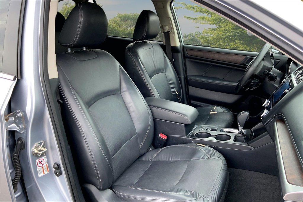 Used 2019 Subaru Outback 2.5i Limited AWD/4WD image 29