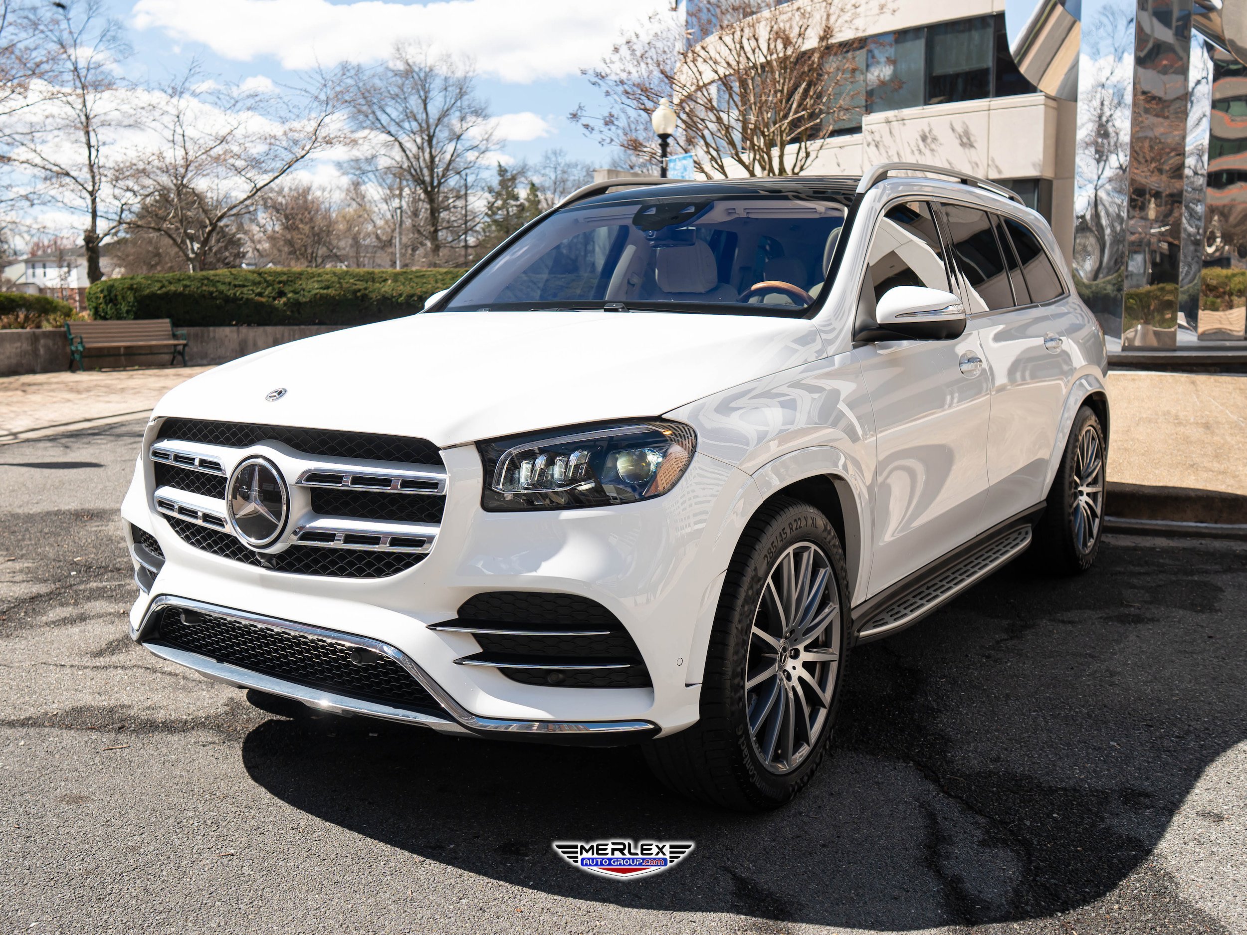 Used 2021 Mercedes-Benz GLS 580 4MATIC image 3