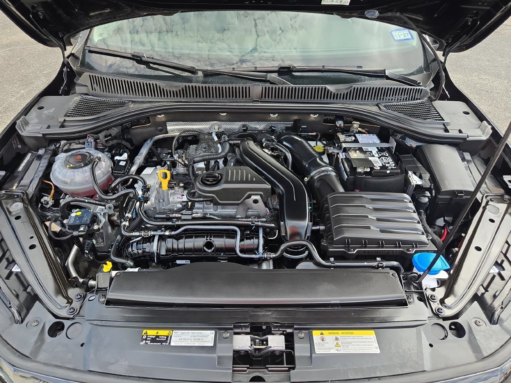 Used 2026 Volkswagen Jetta SE FWD image 36