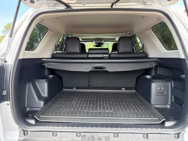Used 2024 Toyota 4Runner TRD Off-Road Premium w/ Moonroof Package AWD/4WD image 10