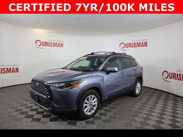 Used 2022 Toyota Corolla Cross LE AWD/4WD image 4