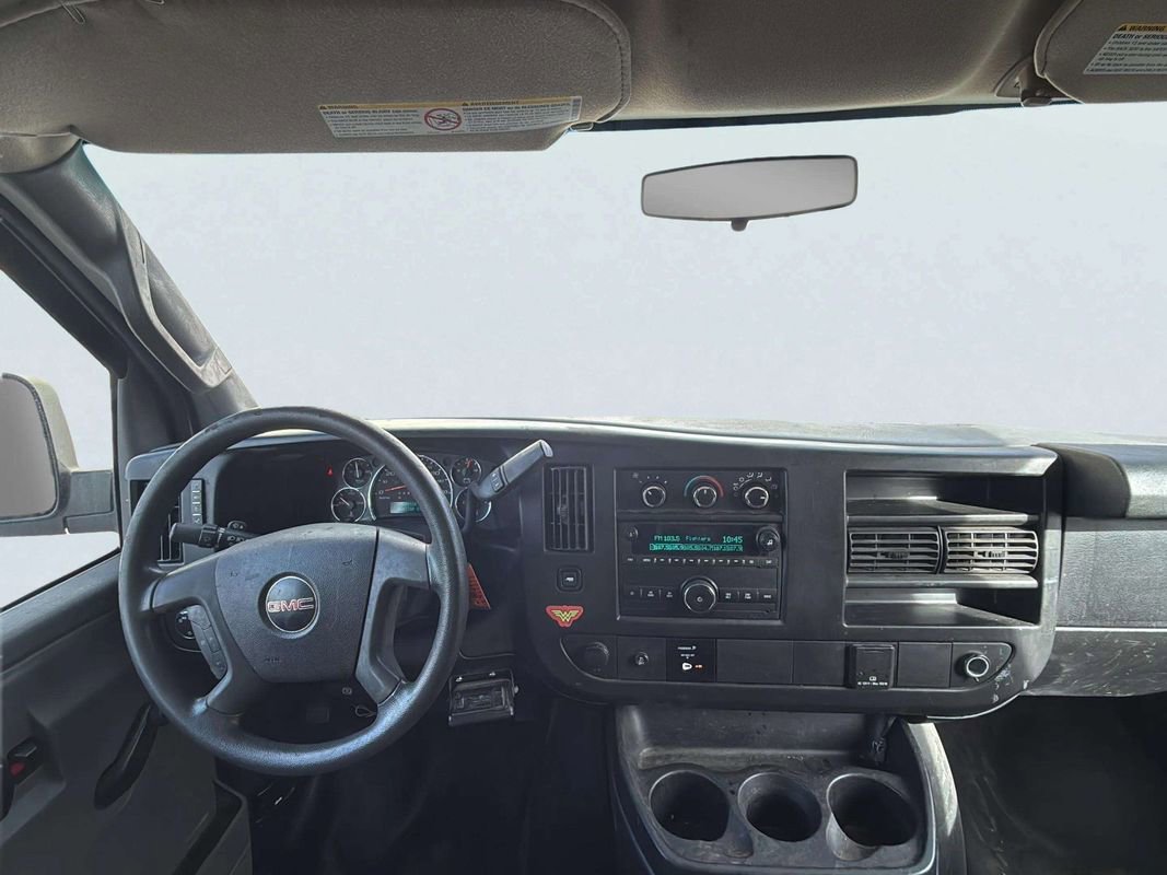 Used 2017 GMC Savana 3500 image 9