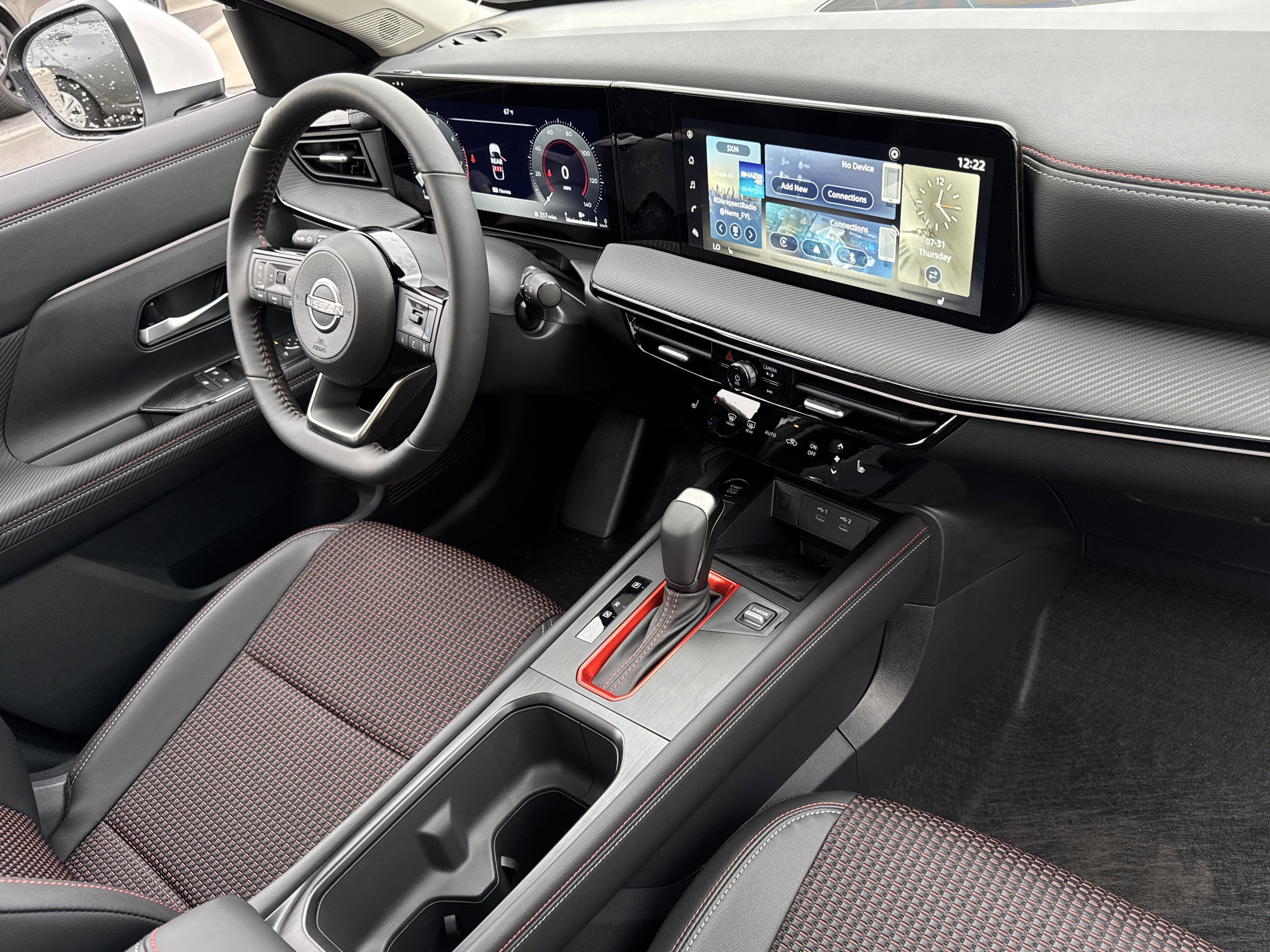 New 2025 Nissan Kicks SR w/ SR Premium Package image 24