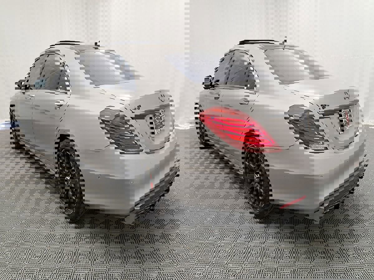 Used 2016 Mercedes-Benz S 63 AMG 4MATIC Sedan image 5