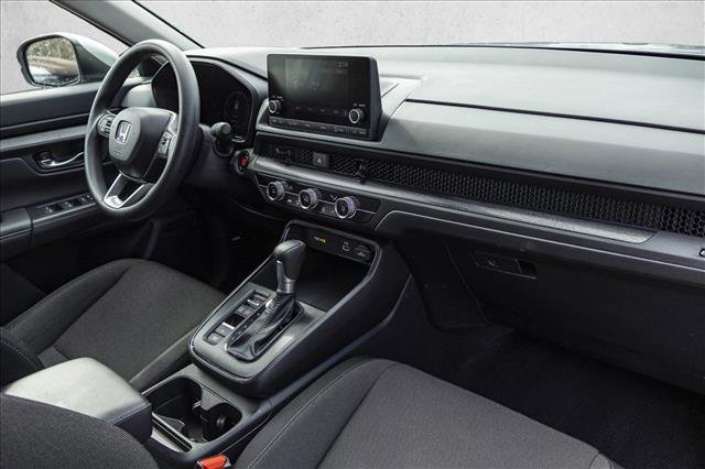 Used 2025 Honda CR-V LX image 27