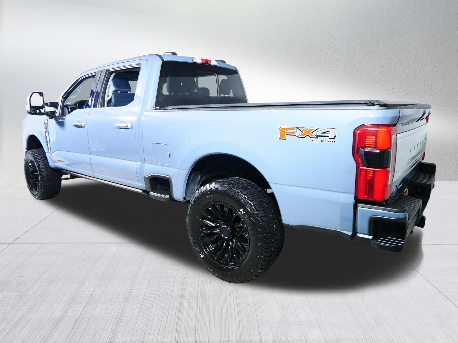 Used 2023 Ford F350 Limited w/ FX4 Off-Road Package AWD/4WD image 5