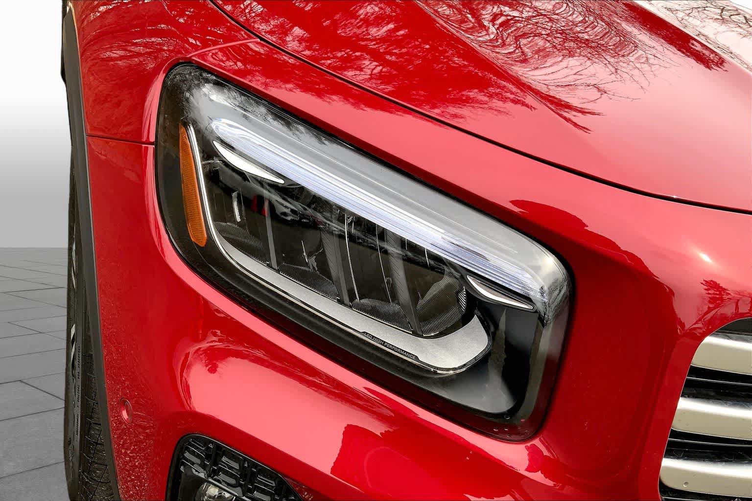 New 2026 Mercedes-Benz GLB 250 4MATIC image 17
