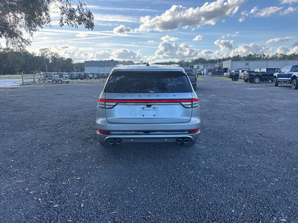 Used 2024 Lincoln Aviator Black Label w/ Jet Package image 4