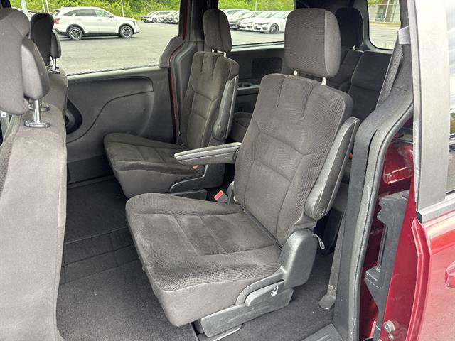 Used 2019 Dodge Grand Caravan SE image 15