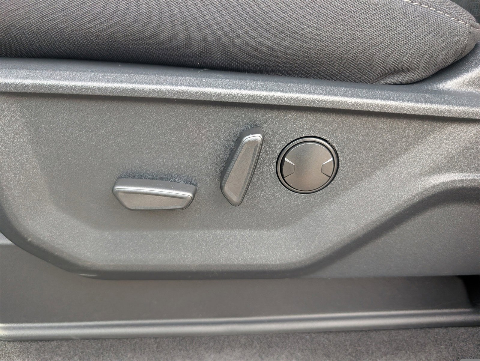 New 2026 Ford F150 XLT w/ Equipment Group 302A MID image 15