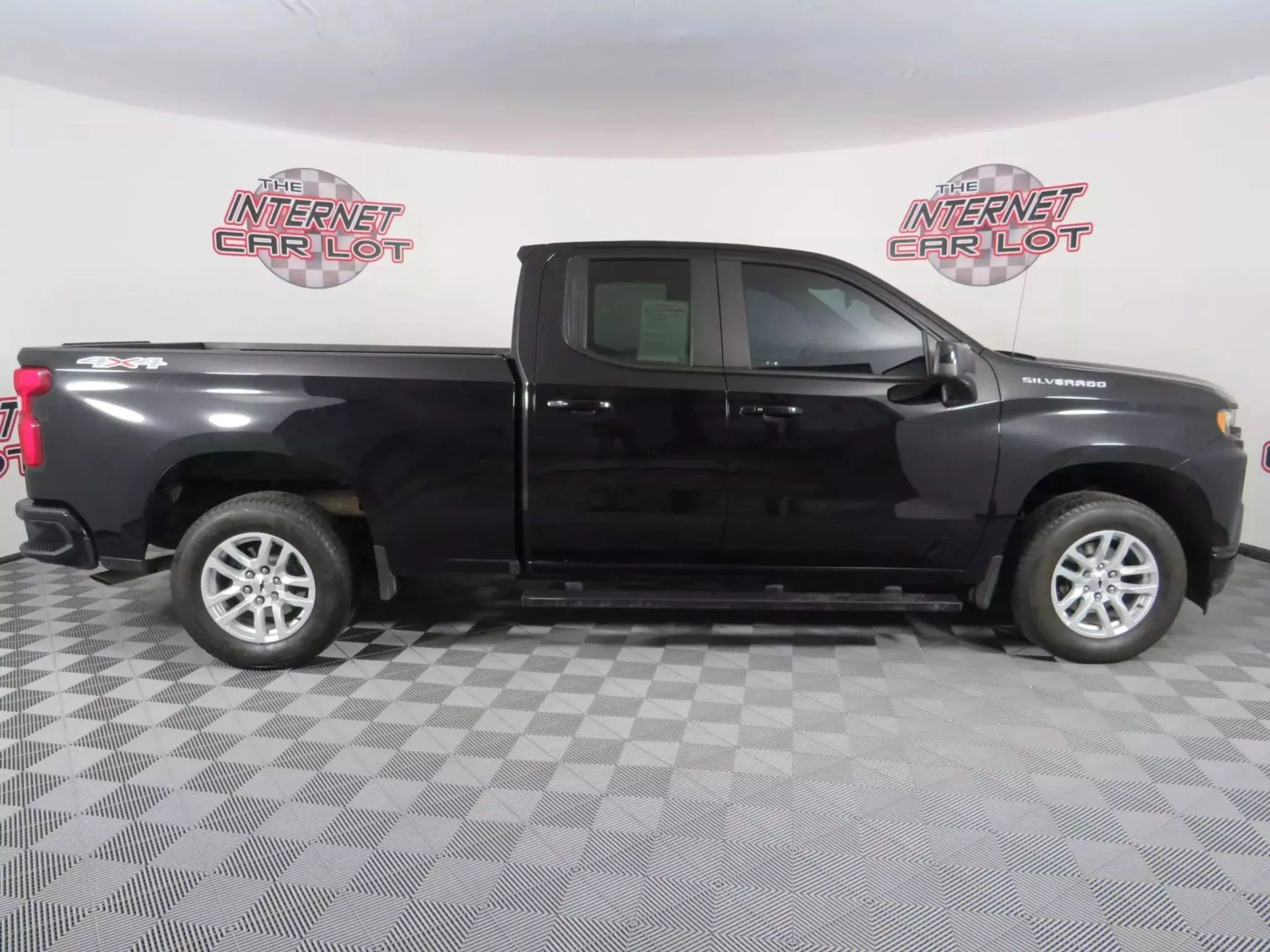 Used 2019 Chevrolet Silverado 1500 RST w/ All-Star Edition AWD/4WD image 8