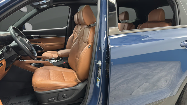 Used 2025 Kia Telluride EX X-Line AWD/4WD image 9