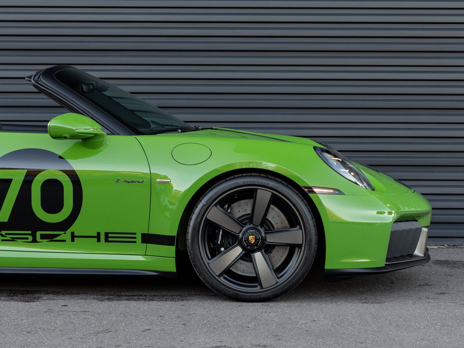 Certified 2026 Porsche 911 Carrera GTS image 10
