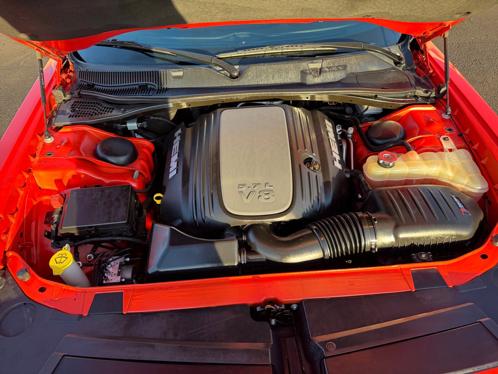 Used 2018 Dodge Challenger R/T w/ Driver Convenience Group image 30