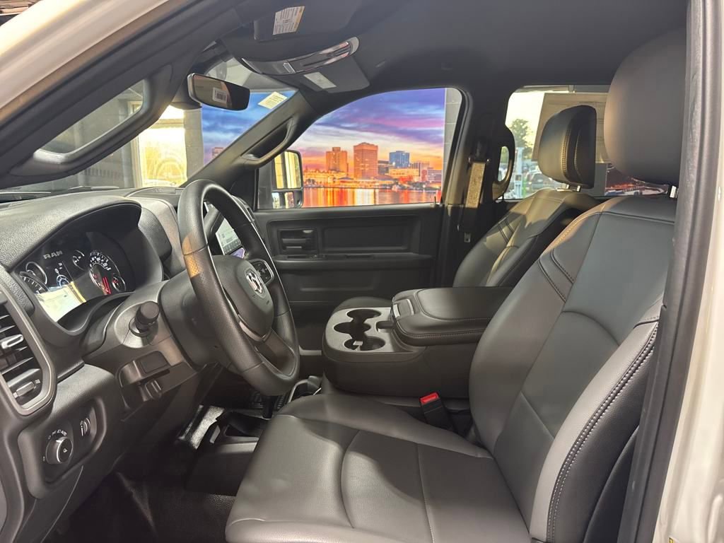 New 2024 RAM 3500 Tradesman w/ Towing Technology Group image 14