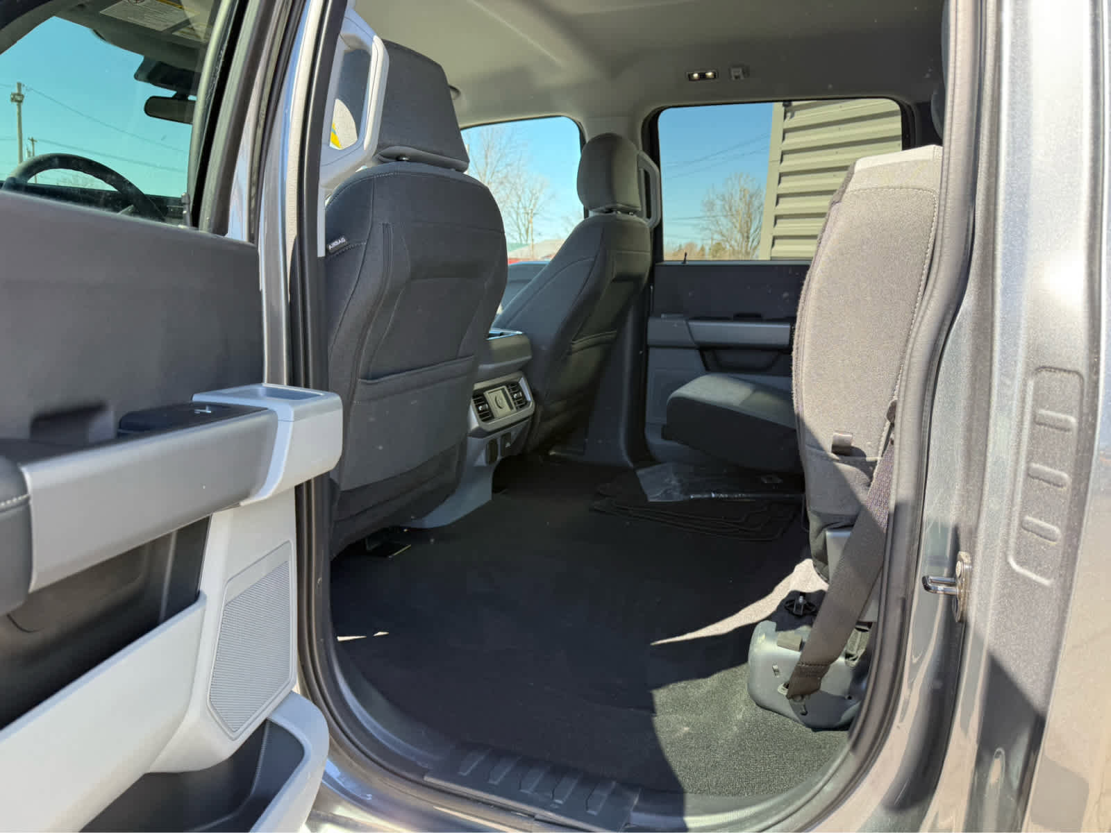 Used 2024 Ford F250 XLT w/ FX4 Off-Road Package image 20