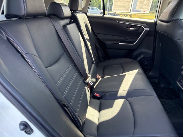 Used 2022 Toyota RAV4 XLE Premium FWD image 13