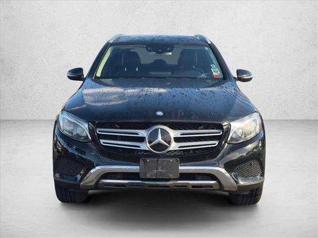 Used 2017 Mercedes-Benz GLC 300 4MATIC image 2