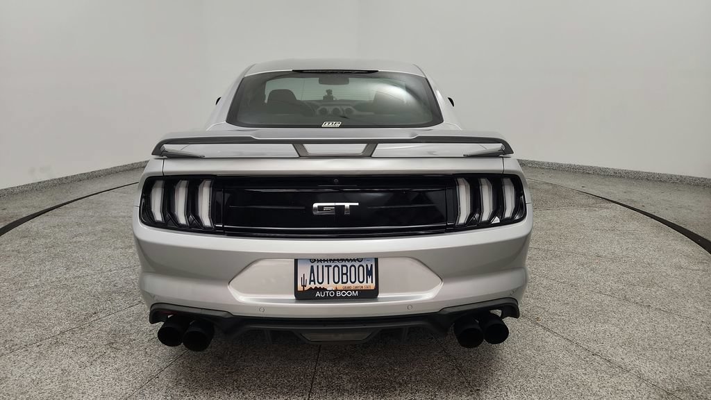 Used 2018 Ford Mustang GT RWD image 12