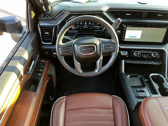 Used 2024 GMC Sierra 2500 Denali Ultimate w/ Max Trailering Package image 18