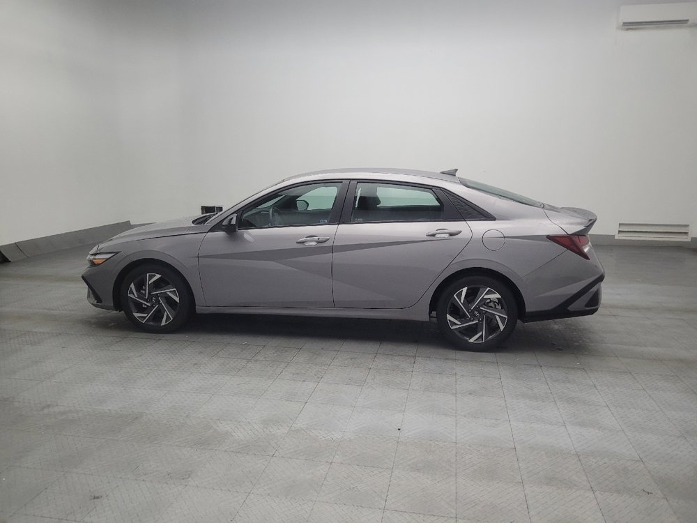 Used 2025 Hyundai Elantra Sport w/ Cargo Package FWD image 3