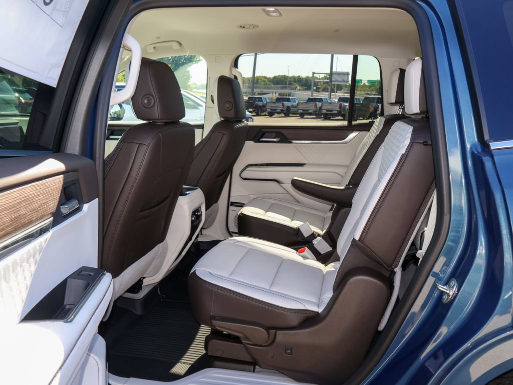 New 2026 GMC Acadia Denali w/ Super Cruise Package AWD/4WD image 12