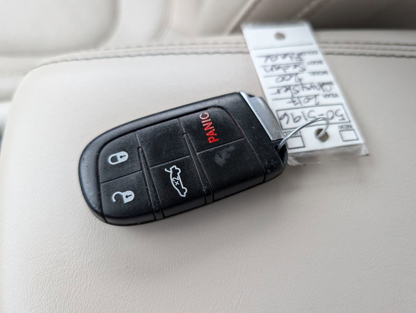 Used 2017 Chrysler 200 Limited Platinum FWD image 23