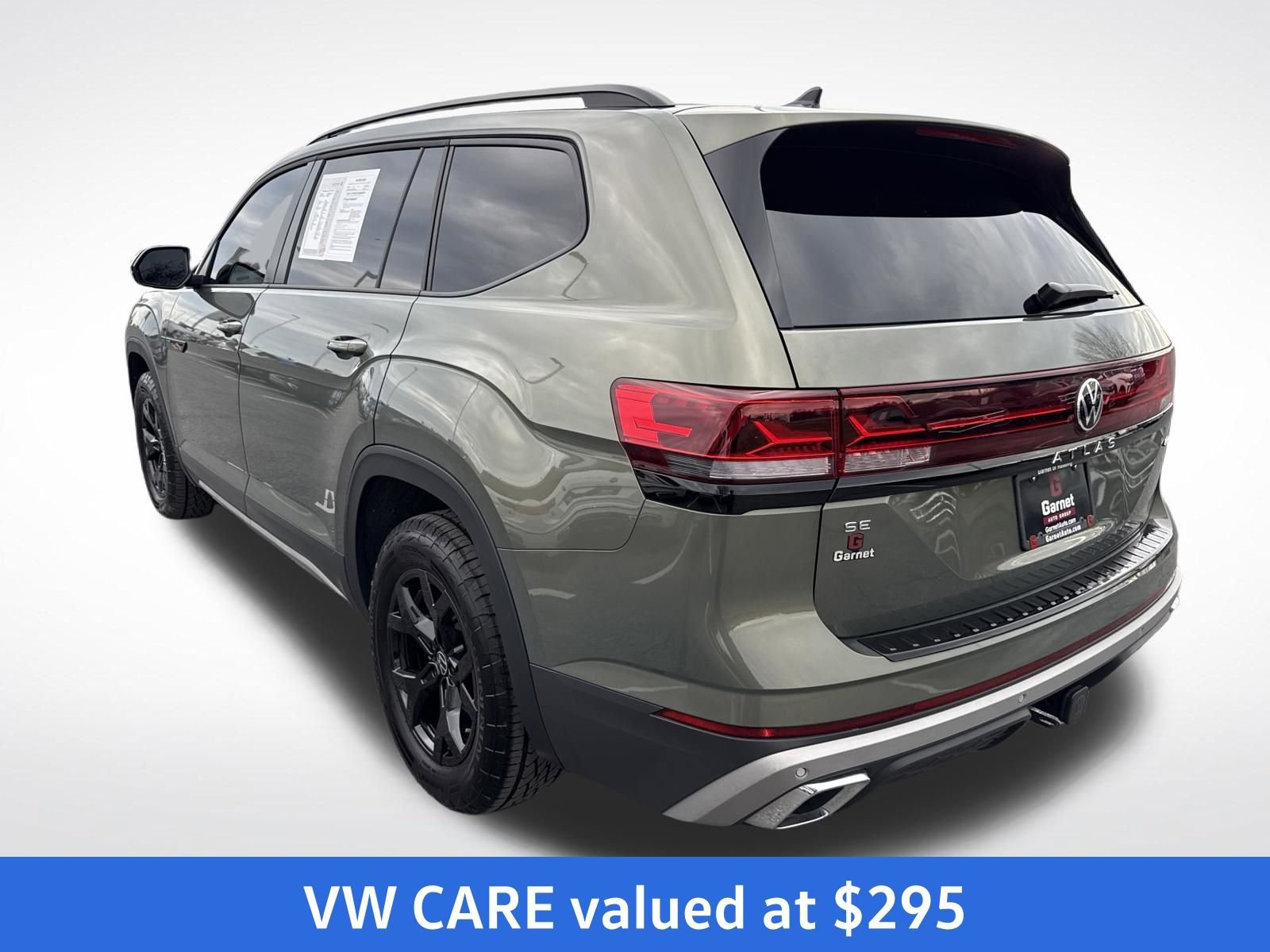 Certified 2025 Volkswagen Atlas Peak Edition SE image 3