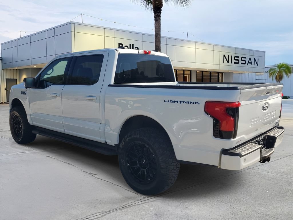 Used 2024 Ford F150 Lightning Flash AWD/4WD image 4