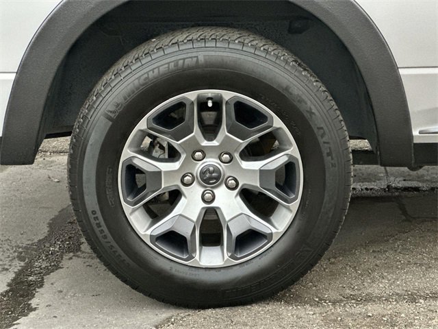 Used 2016 RAM 1500 Limited image 33