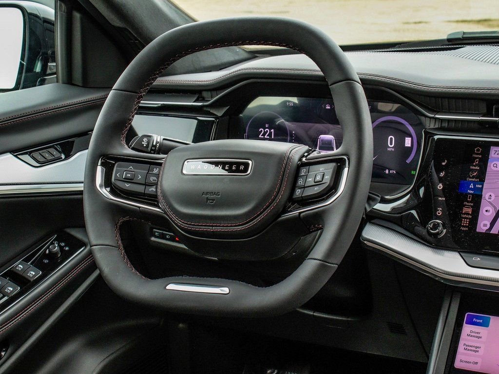 Used 2024 Jeep Wagoneer Launch Edition image 25