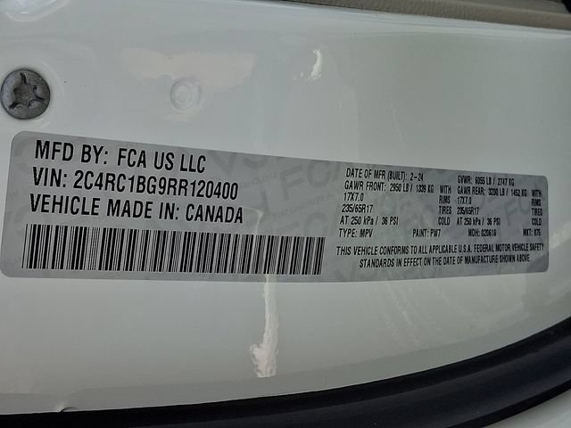 Used 2024 Chrysler Pacifica Touring-L FWD image 28