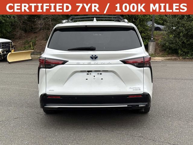 Used 2022 Toyota Sienna Platinum AWD/4WD image 3