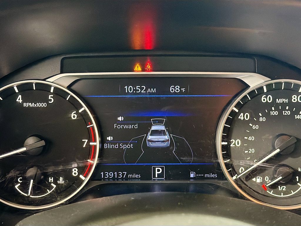 Used 2019 Nissan Altima 2.5 SR FWD image 14