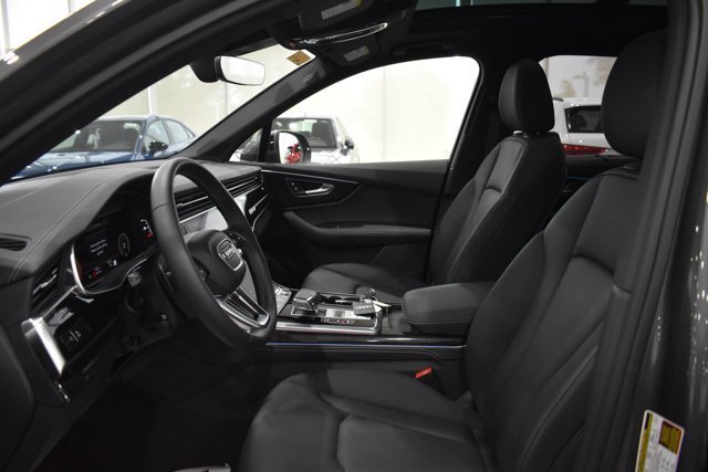 Used 2026 Audi Q7 3.0T Premium Plus w/ Premium Plus Package AWD/4WD image 11