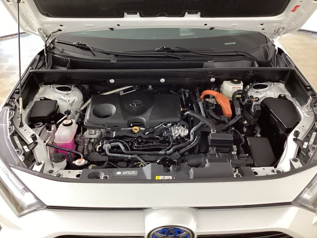 Used 2023 Toyota RAV4 XSE AWD/4WD image 41
