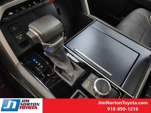 Used 2025 Toyota Tundra Platinum AWD/4WD image 21