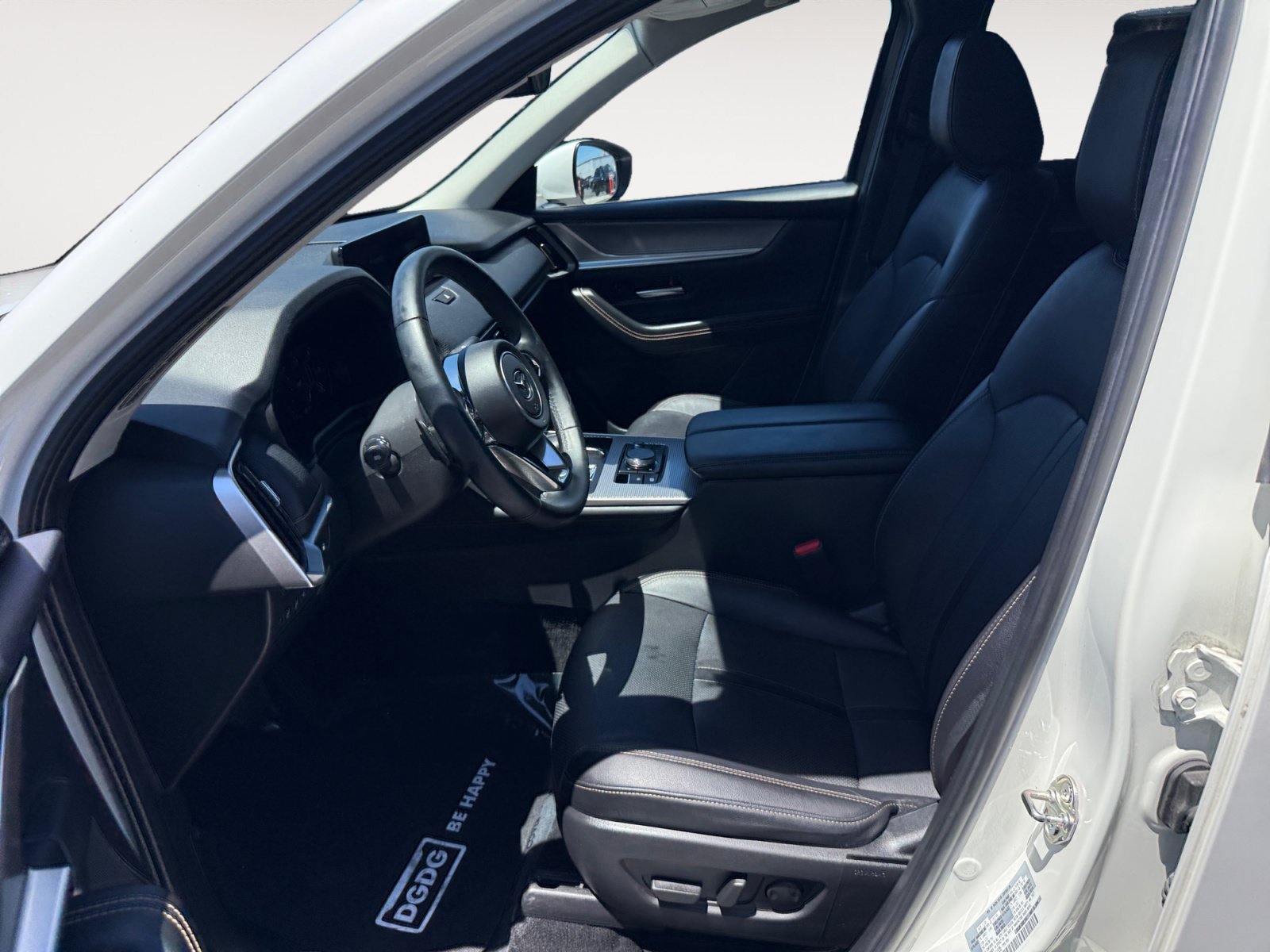 Certified 2024 MAZDA CX-90 Plug-In Hybrid w/ Premium Pkg AWD/4WD image 10