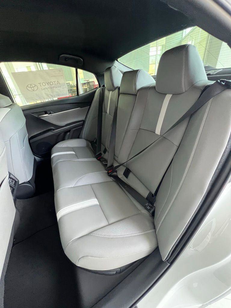 New 2026 Toyota Camry SE w/ Convenience Package FWD image 17
