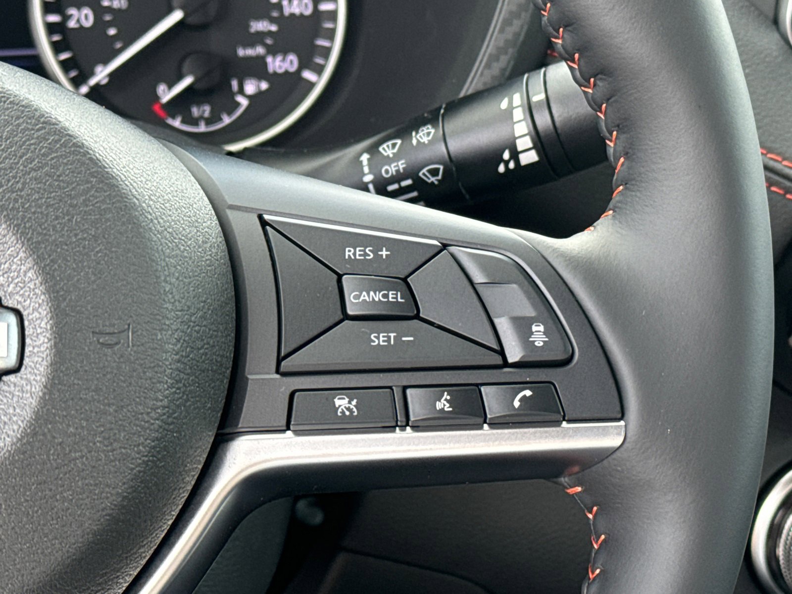 New 2025 Nissan Sentra SR w/ SR Premium Package image 17