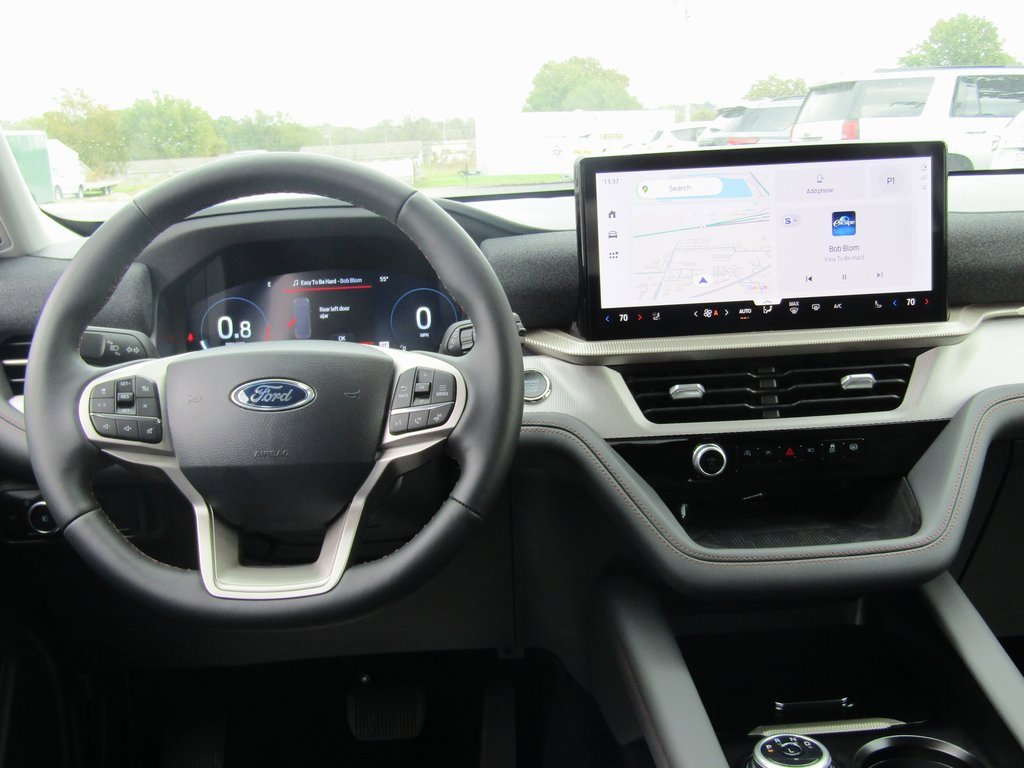 New 2025 Ford Explorer Active image 5