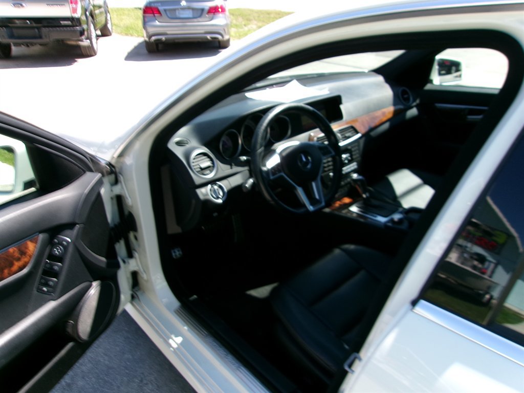Used 2012 Mercedes-Benz C 300 4MATIC Sedan w/ Lighting Pkg image 14