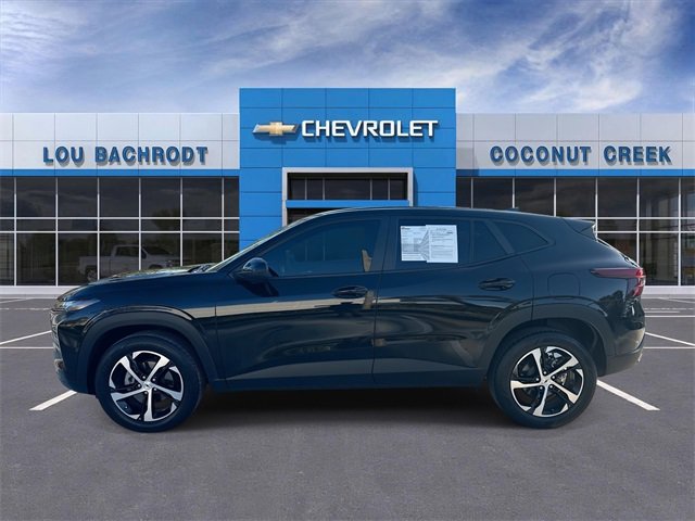 Certified 2024 Chevrolet Trax RS w/ Driver Confidence Package image 5